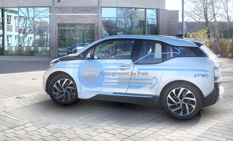 BMW i3 停在普瑞公司门口 官网使用.jpg